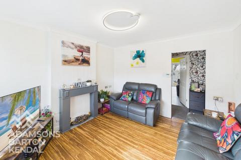 2 bedroom semi-detached house for sale, Lambourne Grove, Milnrow, OL16