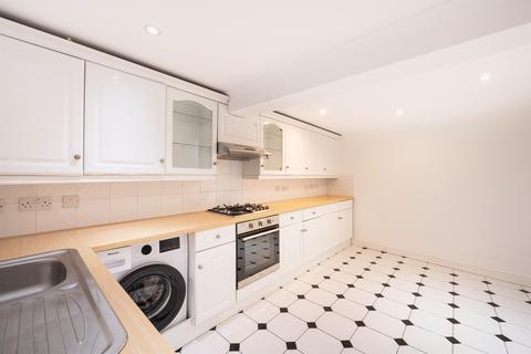 2 bedroom terraced house for sale, Akeman Street, Tring