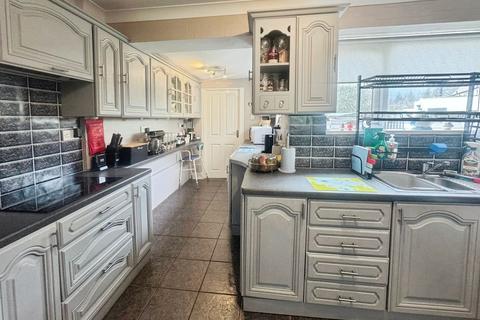 3 bedroom terraced house for sale, Otterburn Green, Newcastle Upon Tyne NE19
