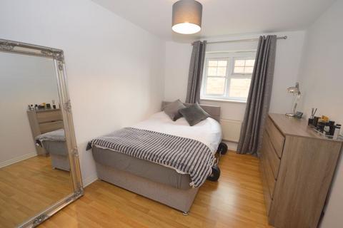 undefined, Hampton Court Way, Widnes
