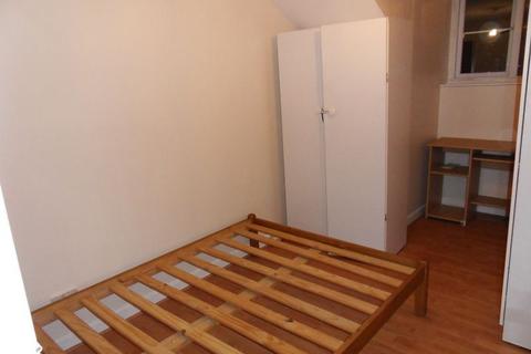 2 bedroom flat for sale, Headstone Road, Harrow