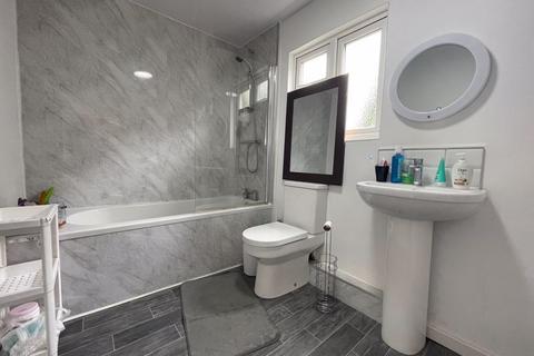 undefined, Rawling Road, Gateshead NE8