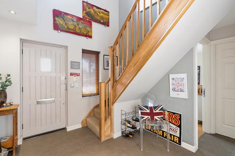 3 bedroom detached house for sale, Pinkneys Drive, Maidenhead, SL6
