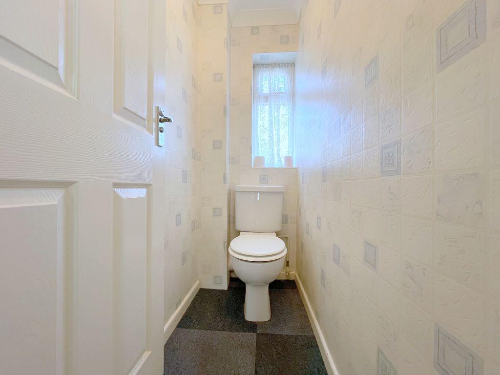 Pyefleet Close