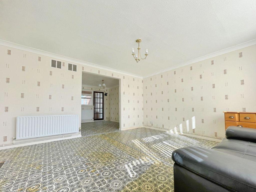 Pyefleet Close