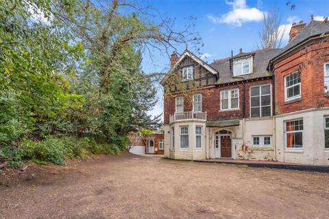 1 bedroom apartment to rent, 8 Upper Brighton Road, Surbiton, KT6 6JY