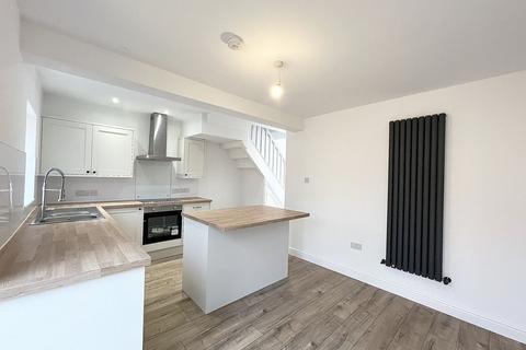 3 bedroom semi-detached house to rent, Trevor Road, Manchester