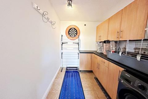 undefined, Chestnut Close, Drakes Broughton