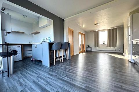 3 bedroom semi-detached house for sale, Central Avenue, Hereford