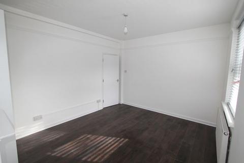 2 bedroom apartment to rent, Philpot Street, London
