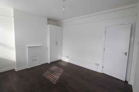 2 bedroom apartment to rent, Philpot Street, London