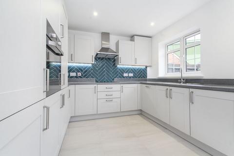 3 bedroom semi-detached house for sale, Megginson Way, Bedford MK42