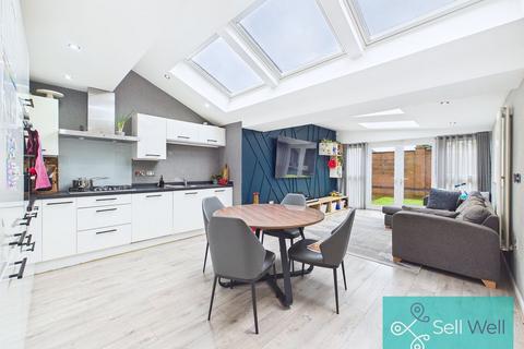 4 bedroom detached house for sale, Coral Road, Manchester M28