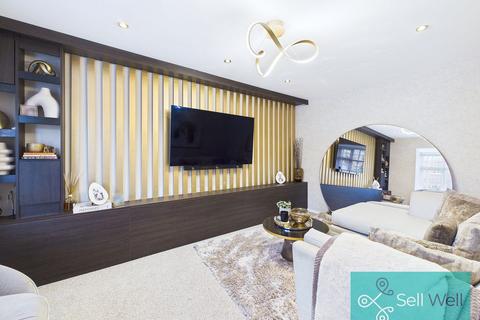 4 bedroom detached house for sale, Coral Road, Manchester M28