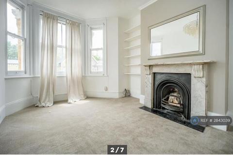 1 bedroom flat to rent, Chelsham Road, London, SW4