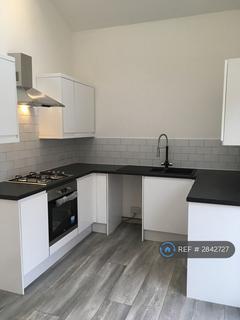 2 bedroom end of terrace house to rent, Manifold Road, Eastbourne, BN22
