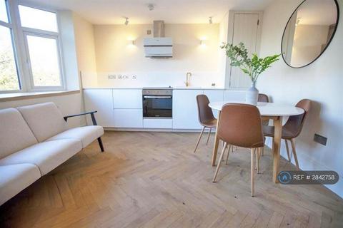 1 bedroom flat to rent, Wilbraham Road, Manchester, M16