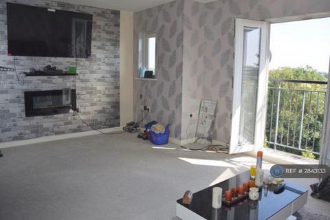 2 bedroom flat to rent, Alexander Court, Highbridge, TA9
