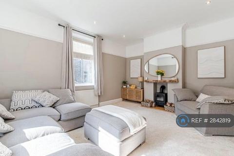 undefined, Ashgrove, Bradford, BD10