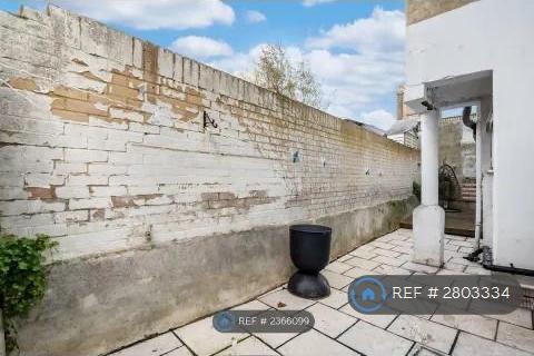 undefined, Eglinton Hill, London, SE18