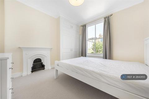 2 bedroom flat to rent, Cautley Avenue, London, SW4