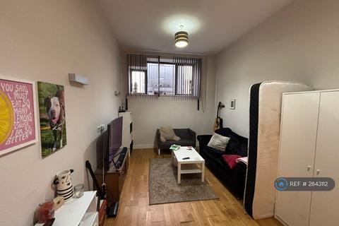 1 bedroom flat to rent, Staines Road West, Sunbury-On-Thames, TW16