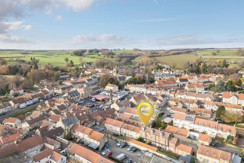 3 bedroom terraced house for sale, Bridge Street, Helmsley YO62