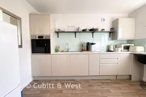 2 bedroom apartment for sale, Western Road, Lancing, West Sussex