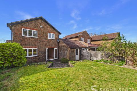 4 bedroom detached house for sale, Osier Way, Banstead, SM7