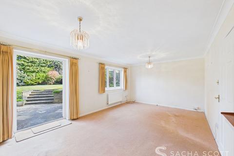 4 bedroom detached house for sale, Osier Way, Banstead, SM7