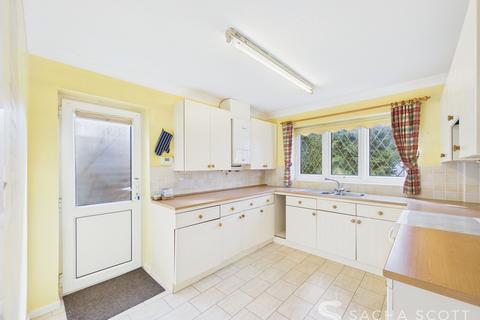 4 bedroom detached house for sale, Osier Way, Banstead, SM7