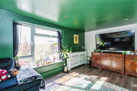 2 bedroom flat for sale, Anchor Close, Bournemouth, BH11