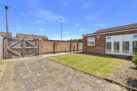 3 bedroom semi-detached bungalow for sale, Azalea Close, Burbage, Hinckley