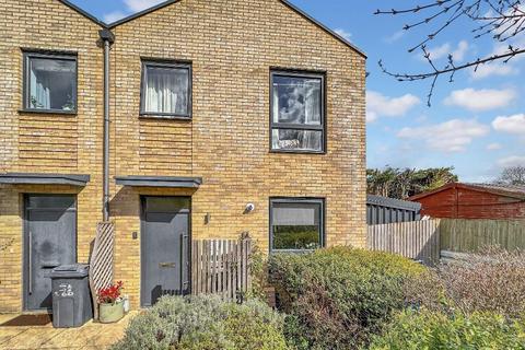 2 bedroom end of terrace house for sale, Limpsfield Road, South Croydon, Surrey, CR2 9BY