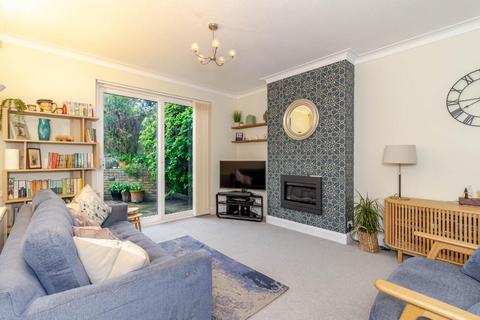 undefined, Farm Fields, Sanderstead, Surrey, CR2 0HQ