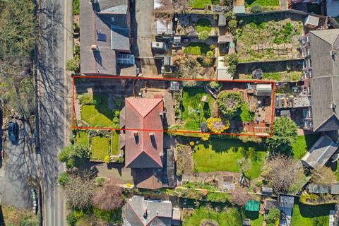 4 bedroom semi-detached house for sale, Kineton Church Lane, Thornhill, Thornhill, Dewsbury