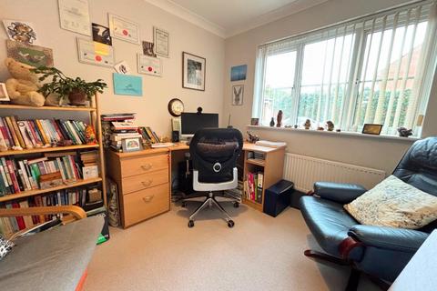 4 bedroom detached house for sale, Walkers Way, Wootton Fields, Northampton NN4