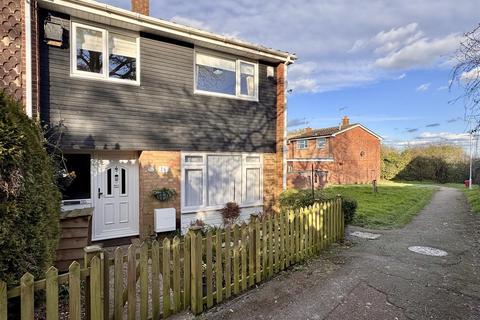 3 bedroom end of terrace house for sale, St. Michaels Walk, Galleywood, Chelmsford