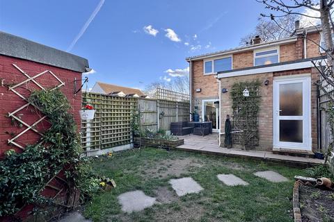 3 bedroom end of terrace house for sale, St. Michaels Walk, Galleywood, Chelmsford