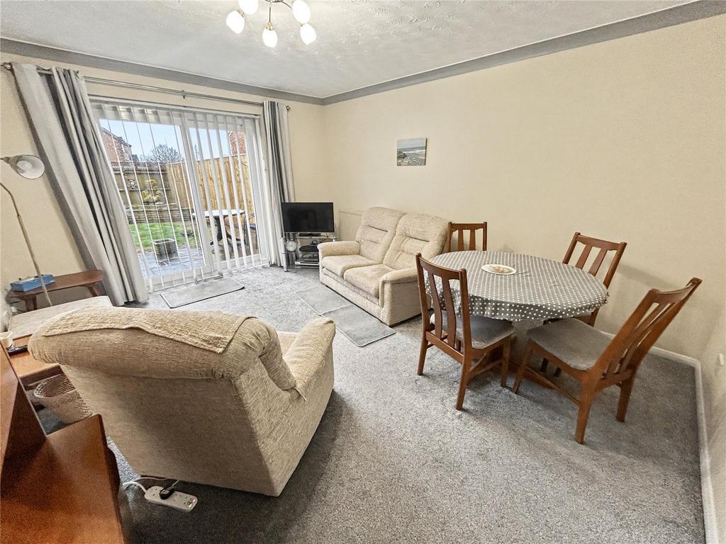 Sitting/Dining Room
