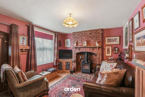 undefined, Barley Mow Lane, Catshill, B61