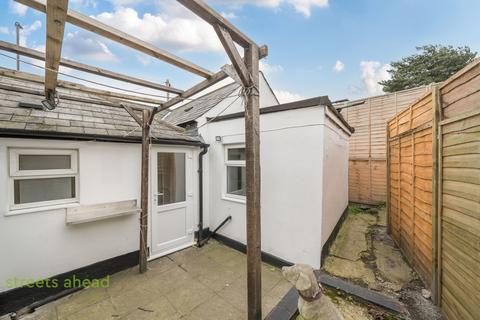 undefined, Colliers Water Lane, Thornton Heath, CR7