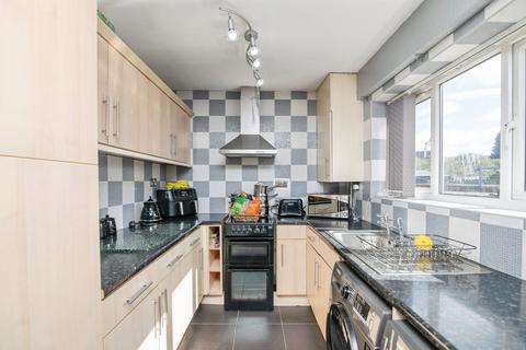 3 bedroom end of terrace house for sale, Oak Street, Dudley, DY2