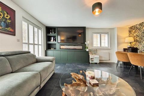 3 bedroom semi-detached house for sale, Lally Drive, Bicester OX25