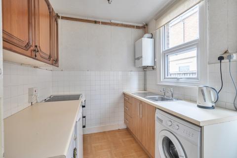 undefined, Douglas Crescent, Dunstable LU5
