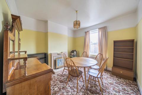 undefined, Douglas Crescent, Dunstable LU5