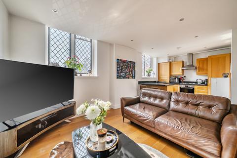 2 bedroom duplex for sale, Bridgeman Drive, Windsor, Berkshire