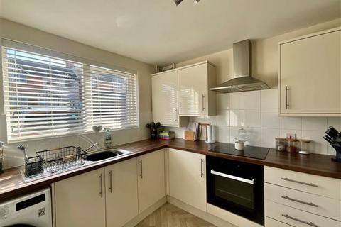 3 bedroom semi-detached house for sale, Manvers Road, Beighton, Sheffield, S20 1AY