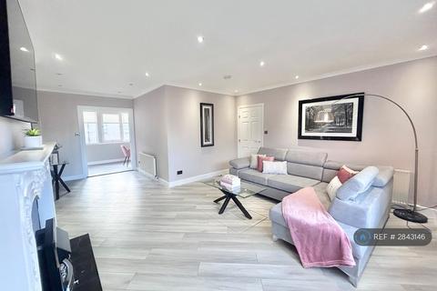 3 bedroom penthouse to rent, New Century House, Aberdeen, AB11