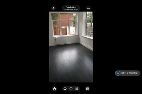 2 bedroom flat to rent, Beeches Avenue, Carshalton, SM5